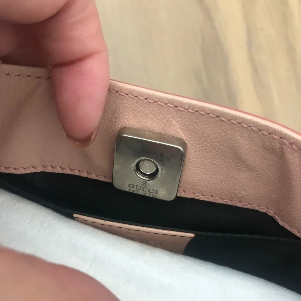 Vintage Gucci pink leather monogram shoulder bag - Picture 7 of 9